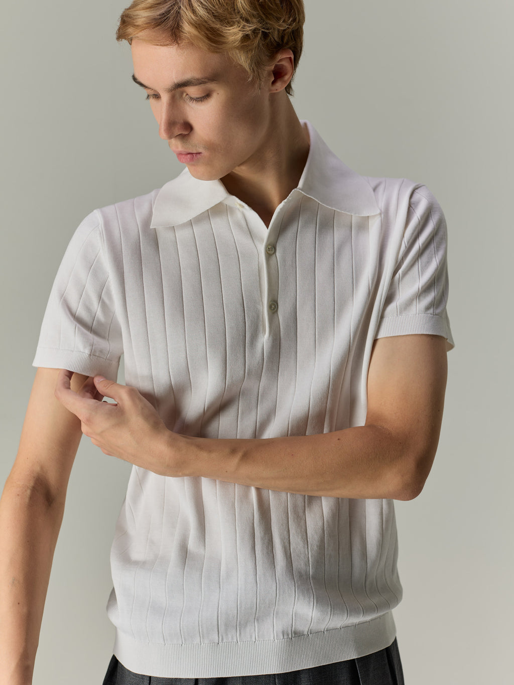 Off White — The Classic Polo, fit and drape detail