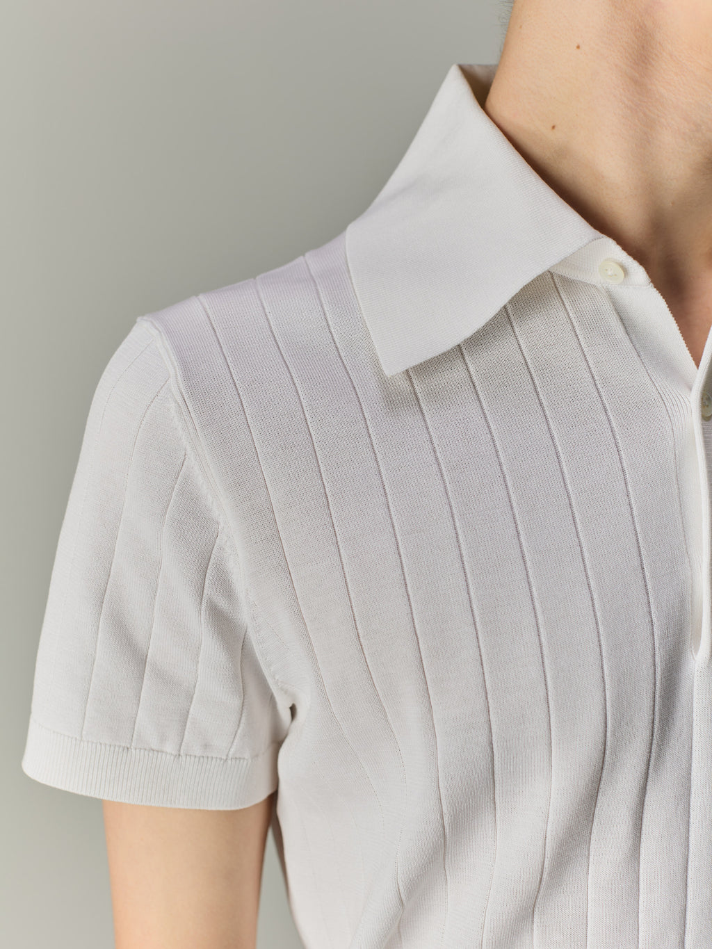 Off White — The Classic Polo, collar and rib knit detail
